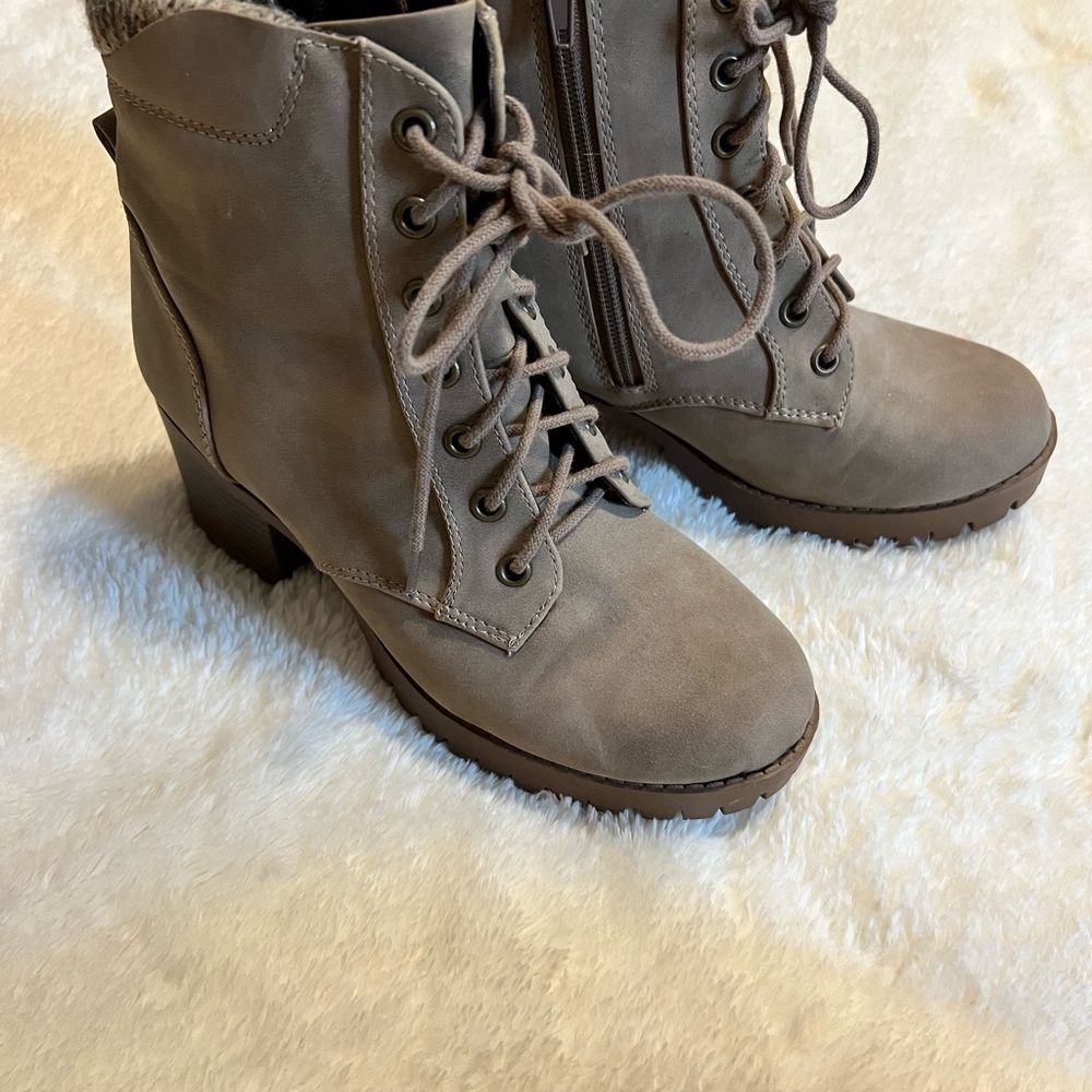 Pink Lily Tan Lace Up Boots with Rugged Sole
